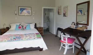 Holker Room - Thames Accommodation